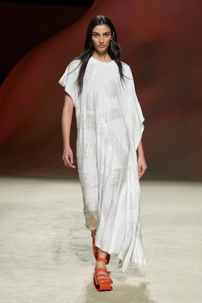 Look 61
